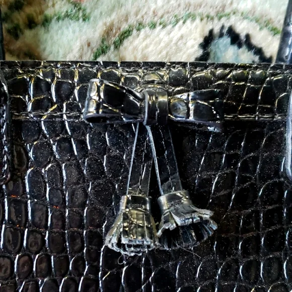 LIZ CLAIBORNE Hand Bag Faux Alligator/Croc Patent Leather Black - Picture 2 of 10